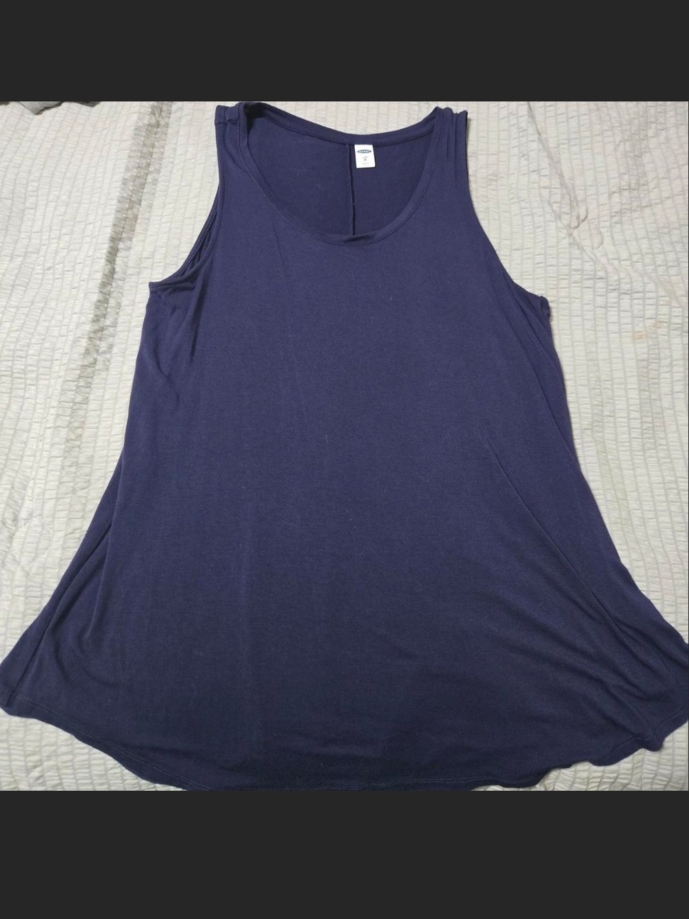 Old Navy Navy Flowy Scoop Neck Tank Top